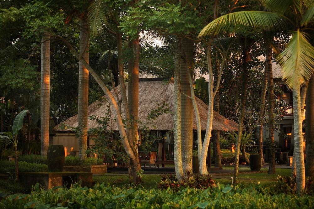 The Village & Resort 5*
